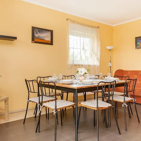 Holiday House Neptun By Renters *