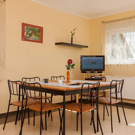 Holiday House Neptun By Renters בית נופש *