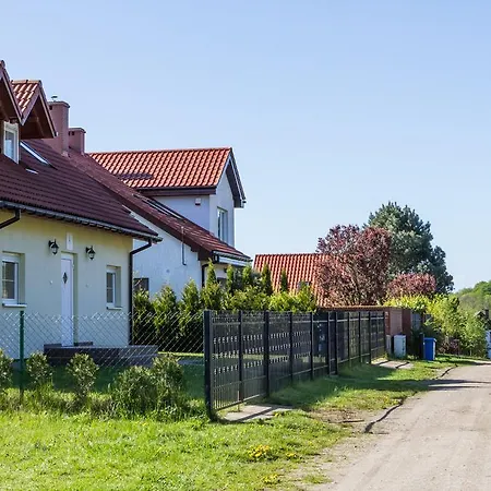 Holiday House Neptun By Renters * וולין